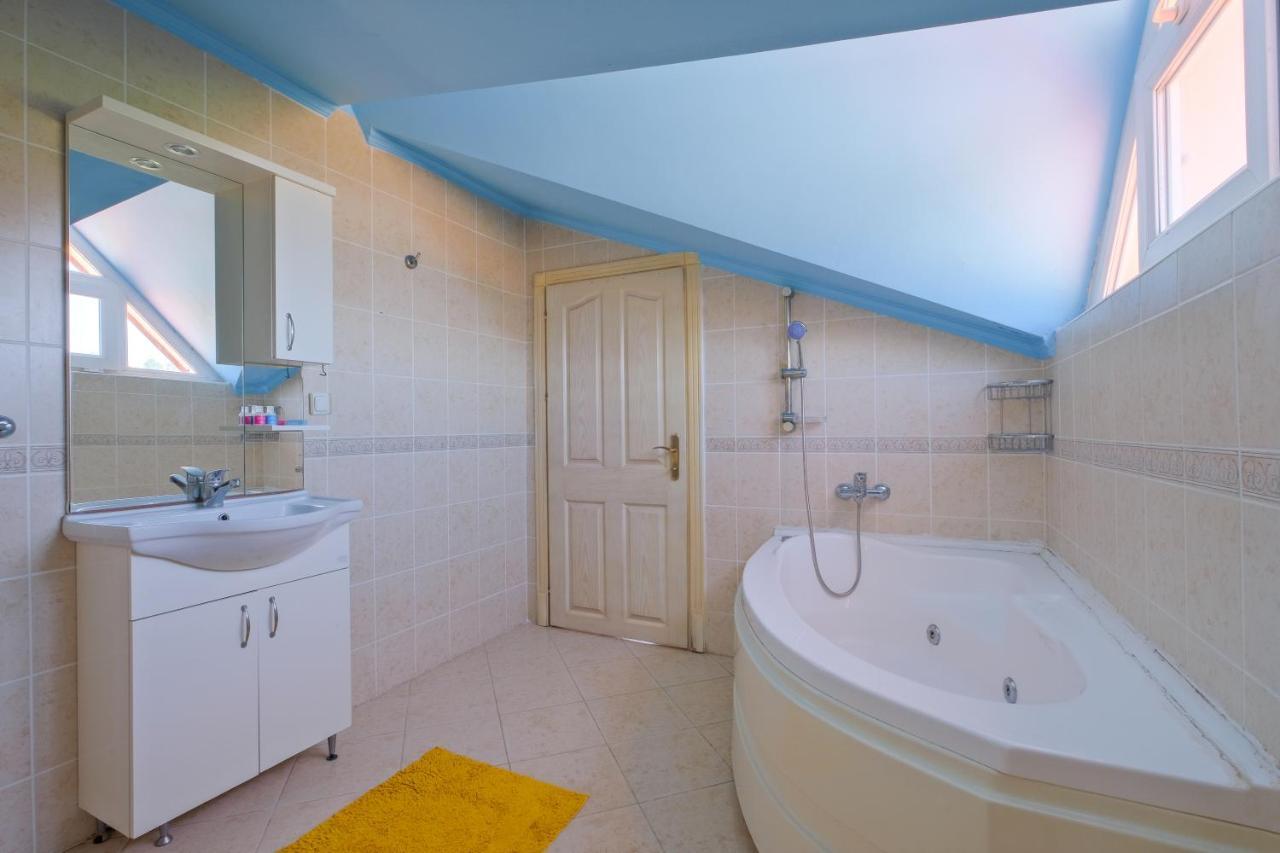 Infinity Sunshine Villa Fethiye Esterno foto