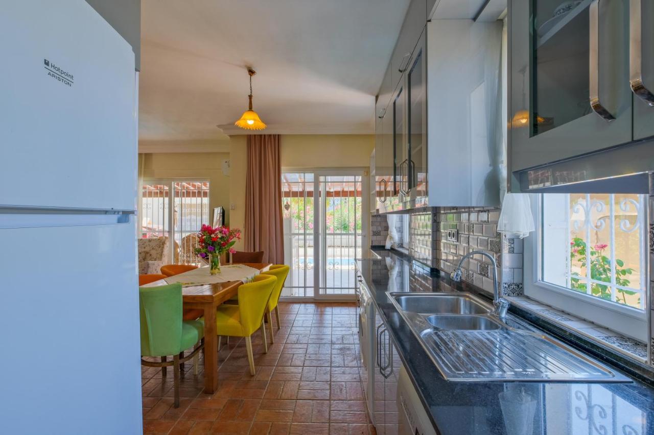 Infinity Sunshine Villa Fethiye Esterno foto